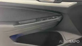 Volkswagen Golf 2.0 TDI Life DSG de 2024