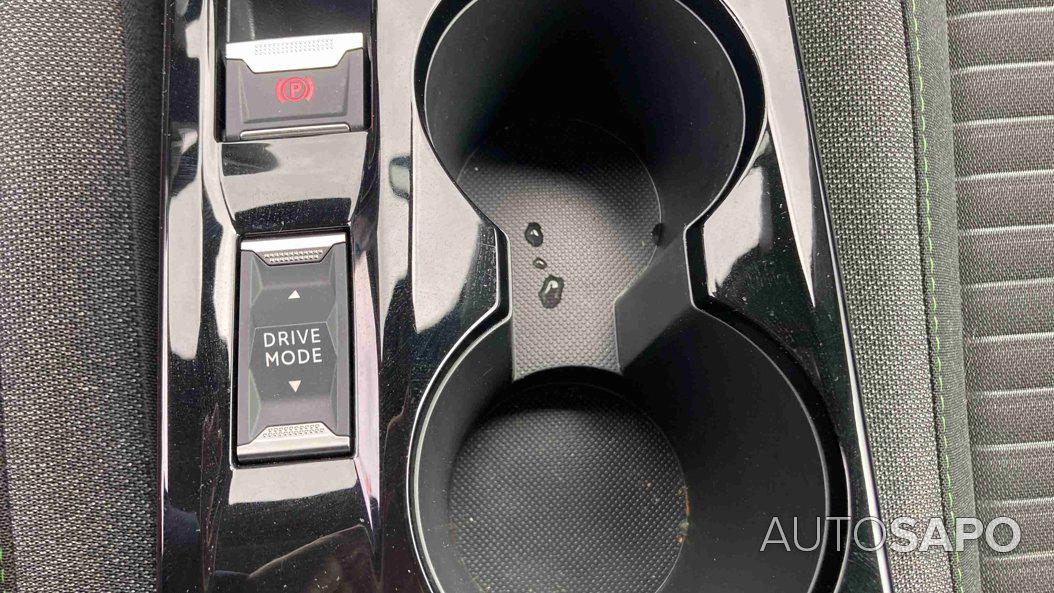 Peugeot e-2008 Active de 2024