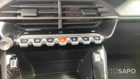 Peugeot e-2008 Active de 2024