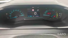 Peugeot e-2008 Active de 2024