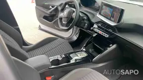 Peugeot e-2008 Active de 2024