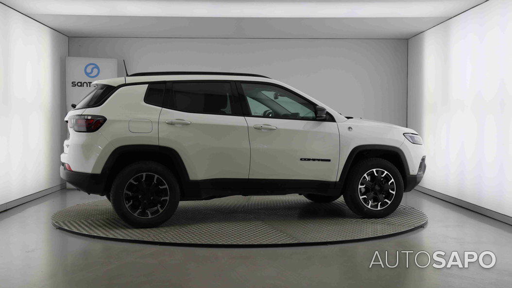 Jeep Compass 1.3 TG 4Xe Trailhawk de 2023