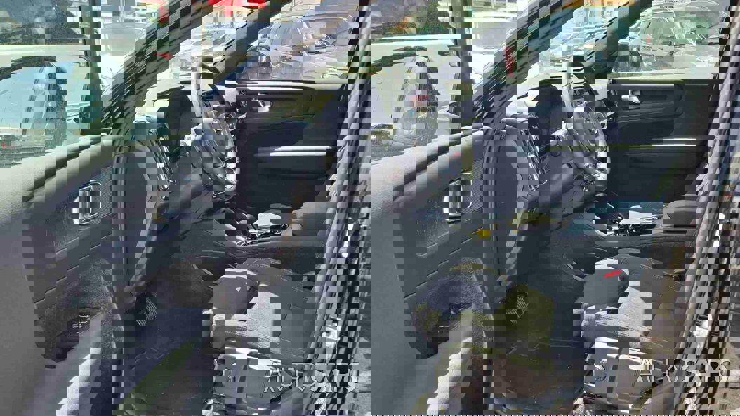 Volvo EX40 Single Motor Extended Range Plus de 2024