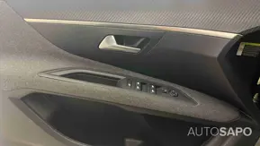 Peugeot 3008 1.2 PureTech Active Pack de 2021