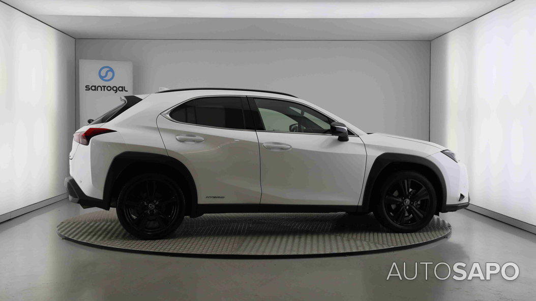 Lexus UX 250h Premium de 2021