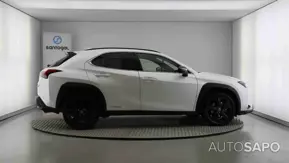 Lexus UX 250h Premium de 2021
