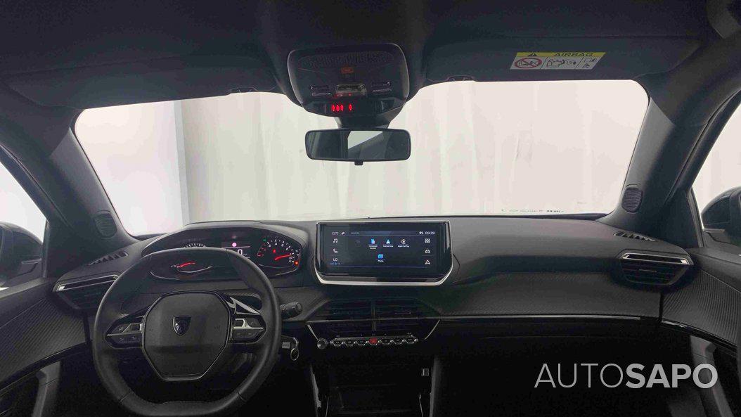 Peugeot 2008 1.2 PureTech Active de 2024