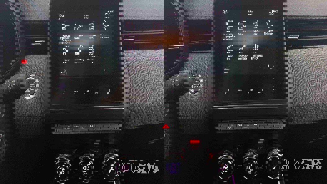 Renault Clio 1.0 TCe Techno Bi-Fuel de 2024