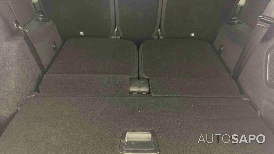 Peugeot 5008 de 2025