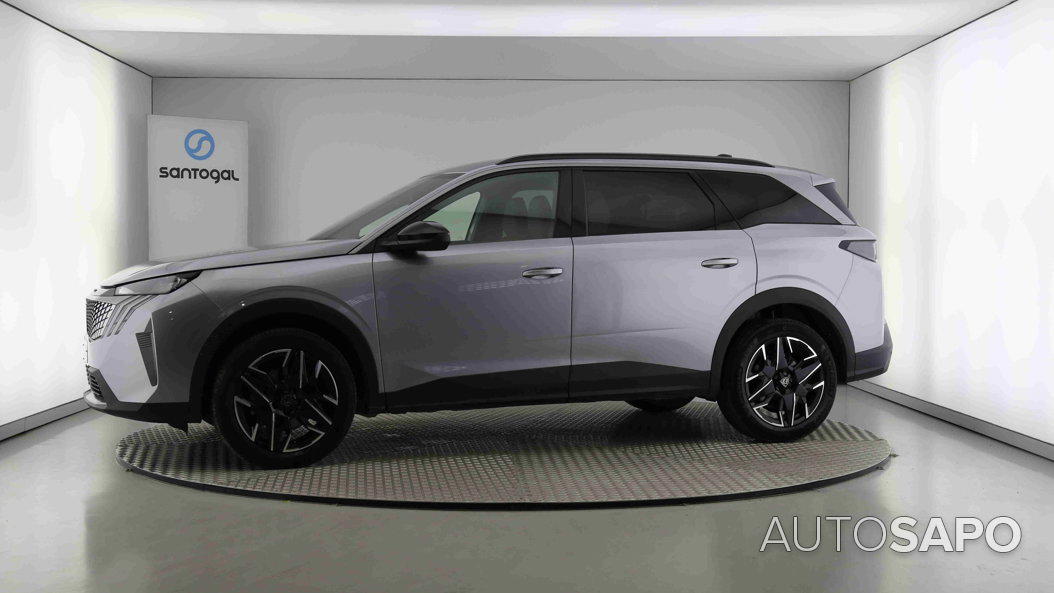 Peugeot 5008 de 2025