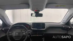 Peugeot 208 1.2 PureTech Active de 2021