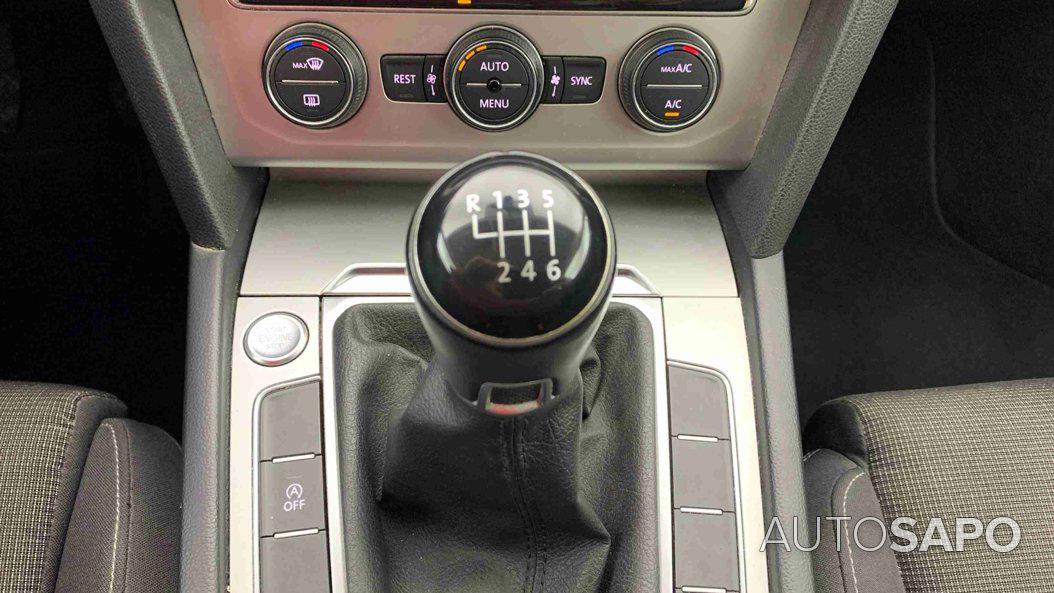 Volkswagen Passat V. 1.6 TDi Confortline de 2018