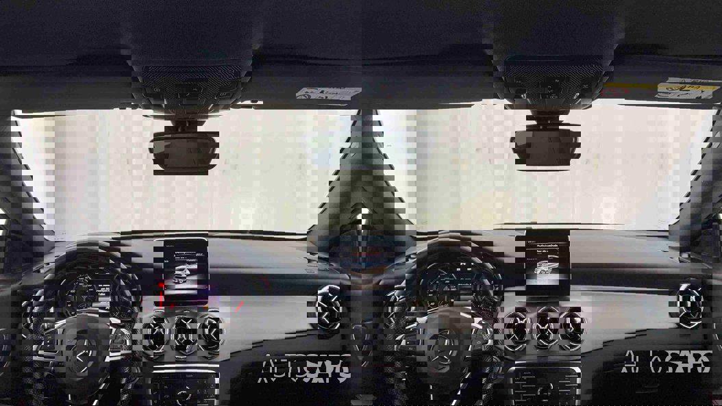 Mercedes-Benz Classe CLA 180 d AMG Line de 2017