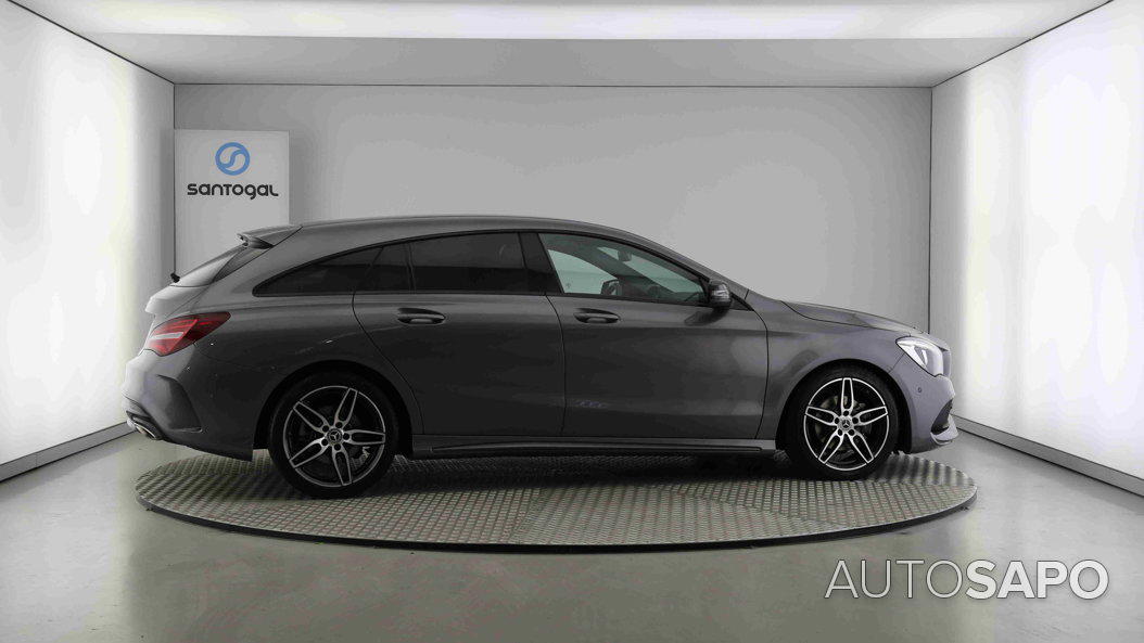 Mercedes-Benz Classe CLA 180 d AMG Line de 2017