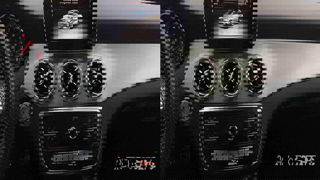 Mercedes-Benz Classe CLA 180 d AMG Line de 2017