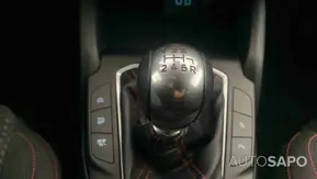 Ford Focus 1.0 EcoBoost ST-Line X de 2022