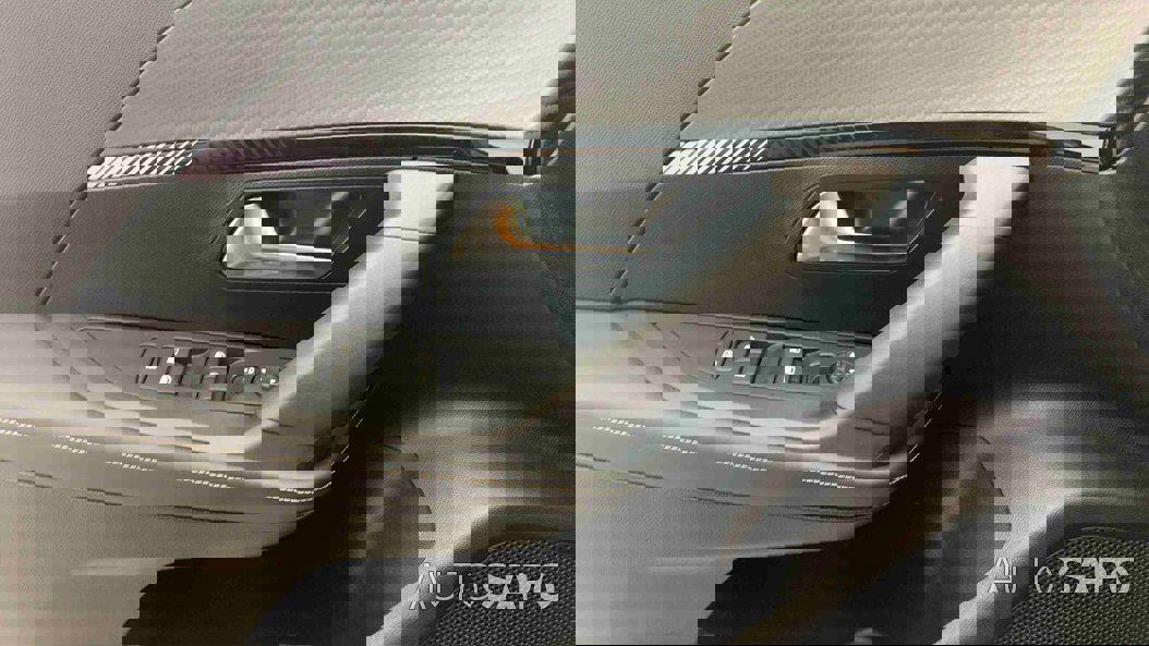 Peugeot e-2008 Allure de 2024