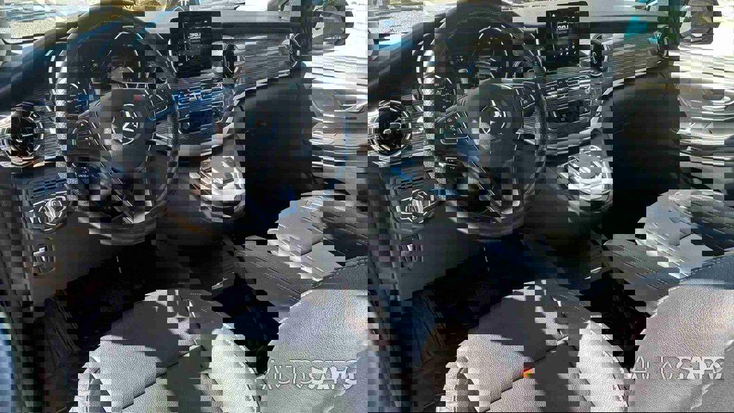 Mercedes-Benz Classe V 250 d Longo Avantgarde de 2023