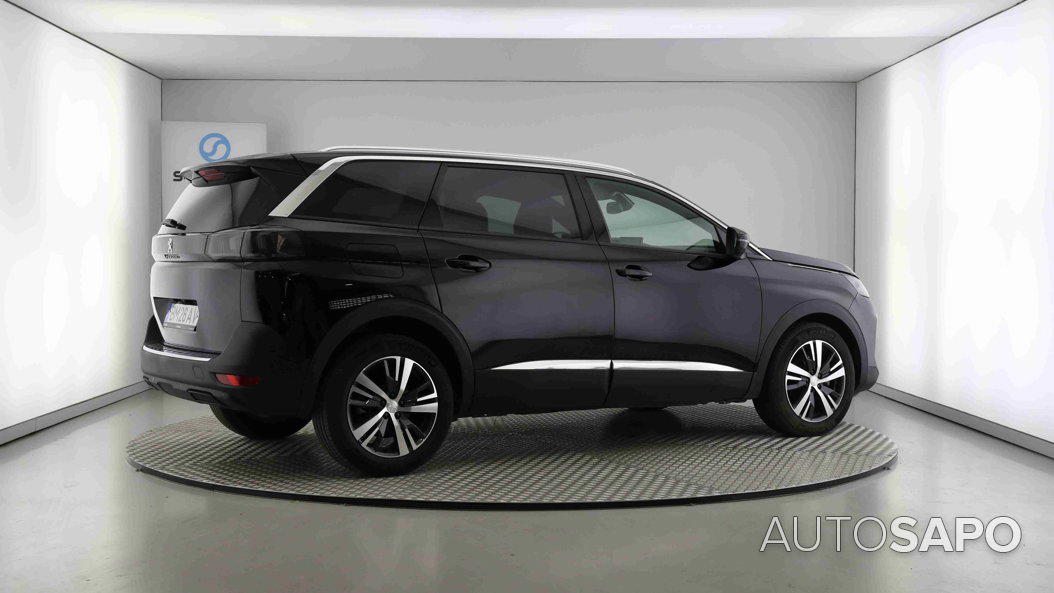 Peugeot 5008 1.2 PureTech Allure Pack EAT8 de 2024