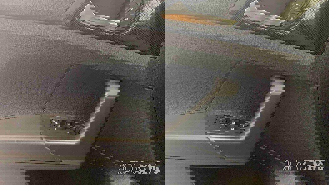 Volkswagen T-Cross 1.0 TSI de 2025