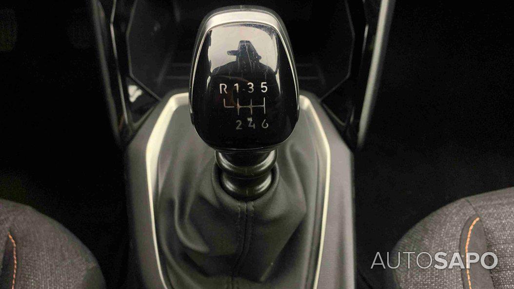 Peugeot 2008 1.2 PureTech Style de 2025