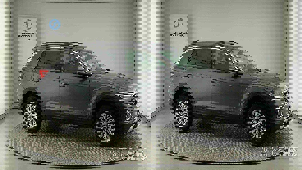 Volkswagen T-Roc 1.0 TSI de 2024