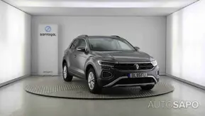 Volkswagen T-Roc 1.0 TSI de 2024