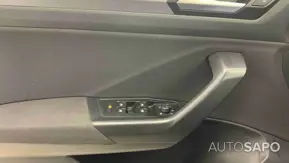 Volkswagen T-Roc 1.0 TSI de 2024