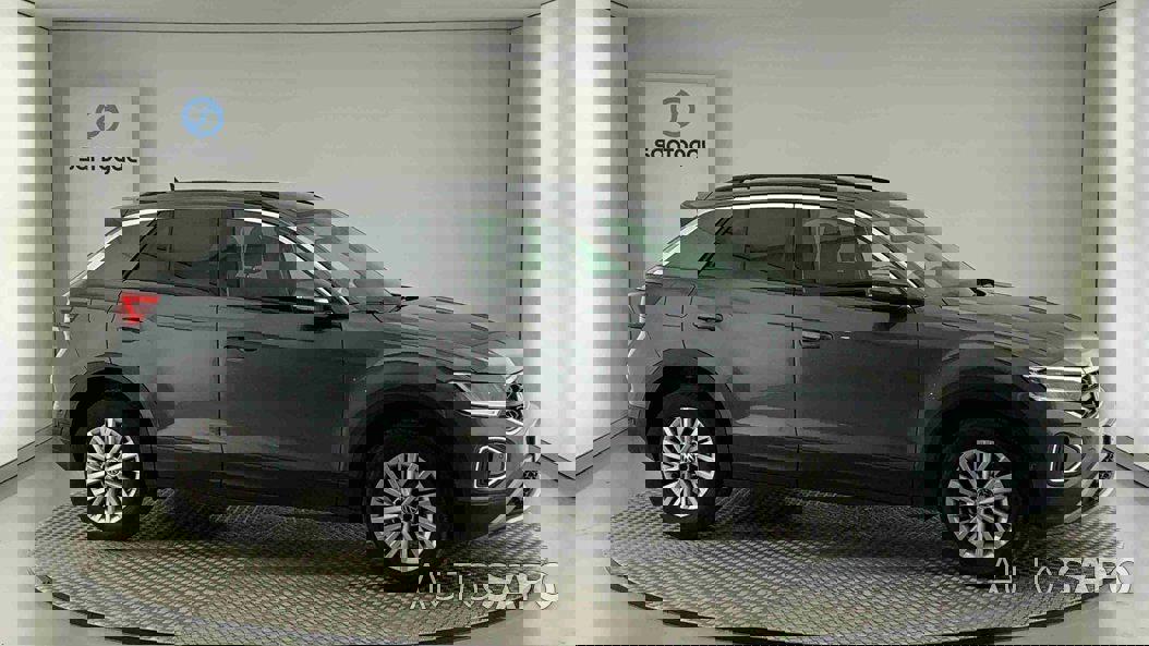 Volkswagen T-Roc 1.0 TSI de 2024