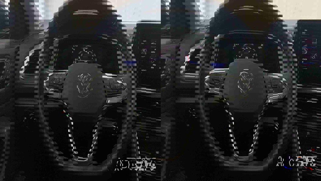 Volkswagen T-Roc 1.0 TSI de 2024