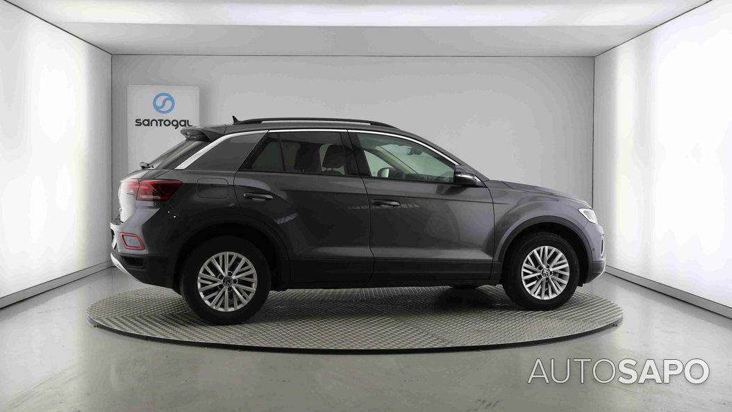 Volkswagen T-Roc 1.0 TSI de 2024