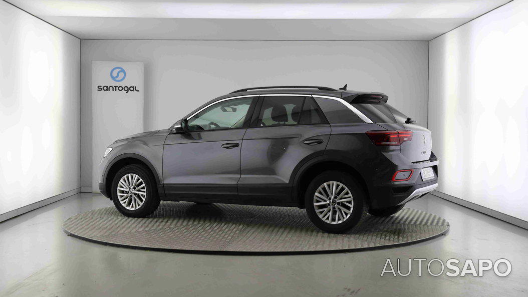 Volkswagen T-Roc 1.0 TSI de 2024