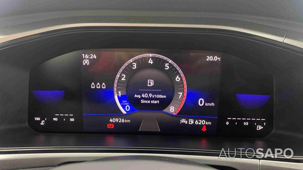 Volkswagen T-Roc 1.0 TSI de 2024