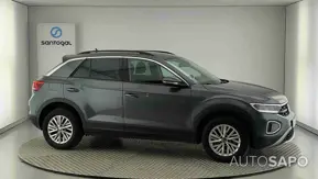 Volkswagen T-Roc 1.0 TSI de 2024