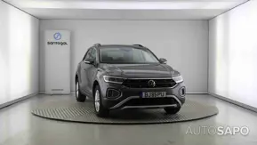 Volkswagen T-Roc 1.0 TSI de 2024