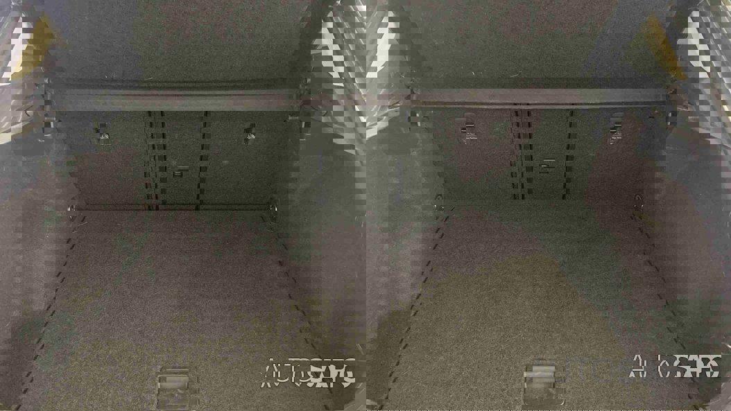 Volkswagen T-Roc 1.0 TSI de 2024