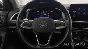 Volkswagen T-Roc 1.0 TSI de 2024