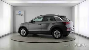 Volkswagen T-Roc 1.0 TSI de 2024