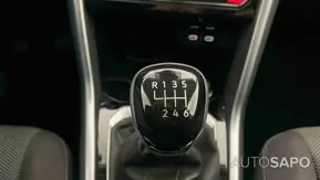 Volkswagen T-Roc 1.0 TSI de 2024