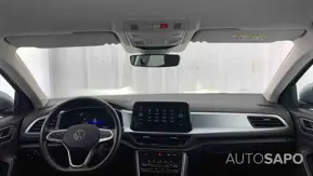 Volkswagen T-Roc 1.0 TSI de 2024