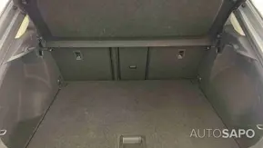 Volkswagen T-Roc 1.0 TSI de 2024