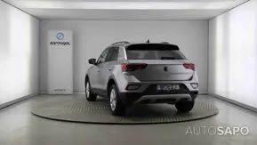 Volkswagen T-Roc 1.0 TSI de 2024
