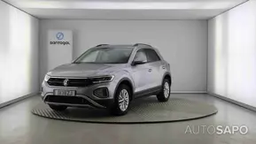 Volkswagen T-Roc 1.0 TSI de 2024