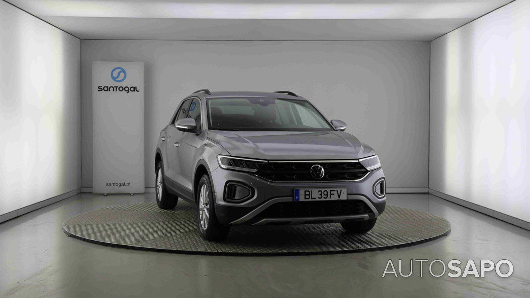 Volkswagen T-Roc 1.0 TSI de 2024