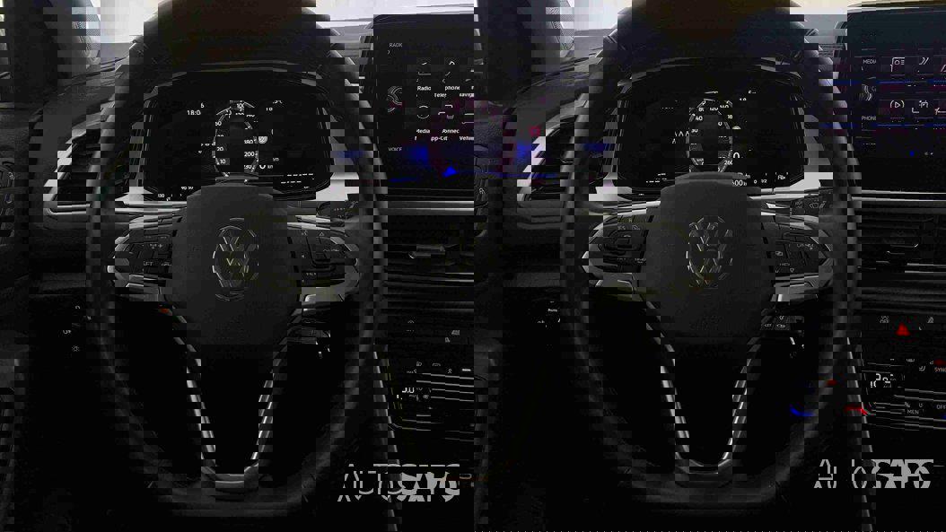 Volkswagen T-Roc 1.0 TSI de 2024