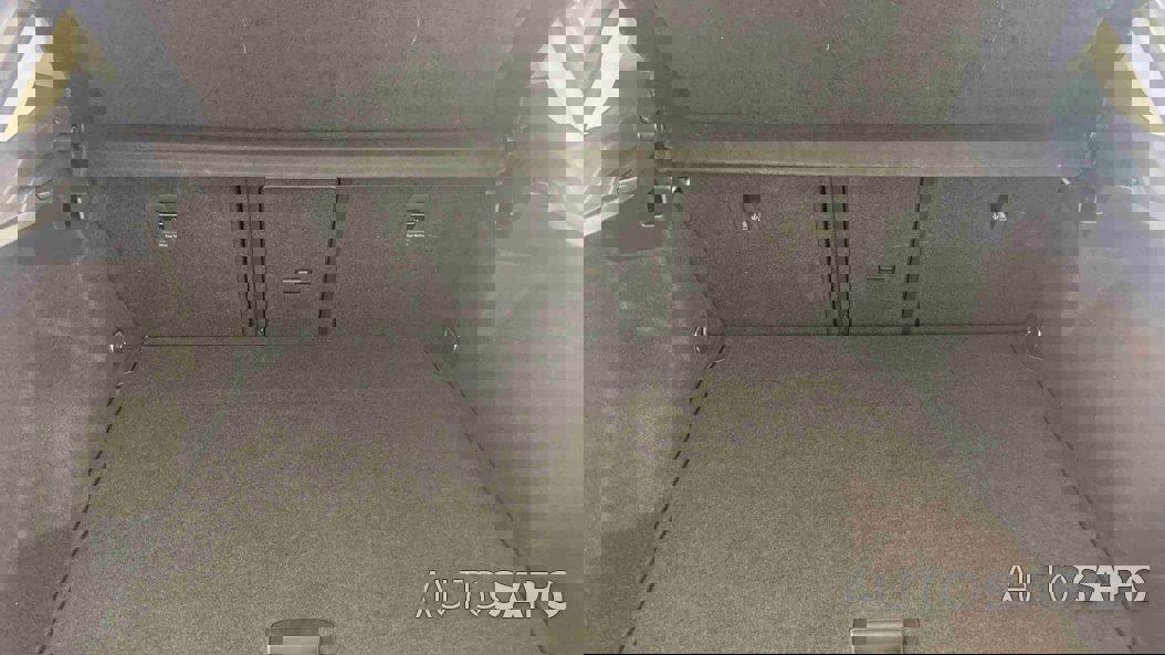 Volkswagen T-Roc 1.0 TSI de 2024