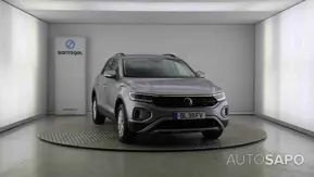Volkswagen T-Roc 1.0 TSI de 2024