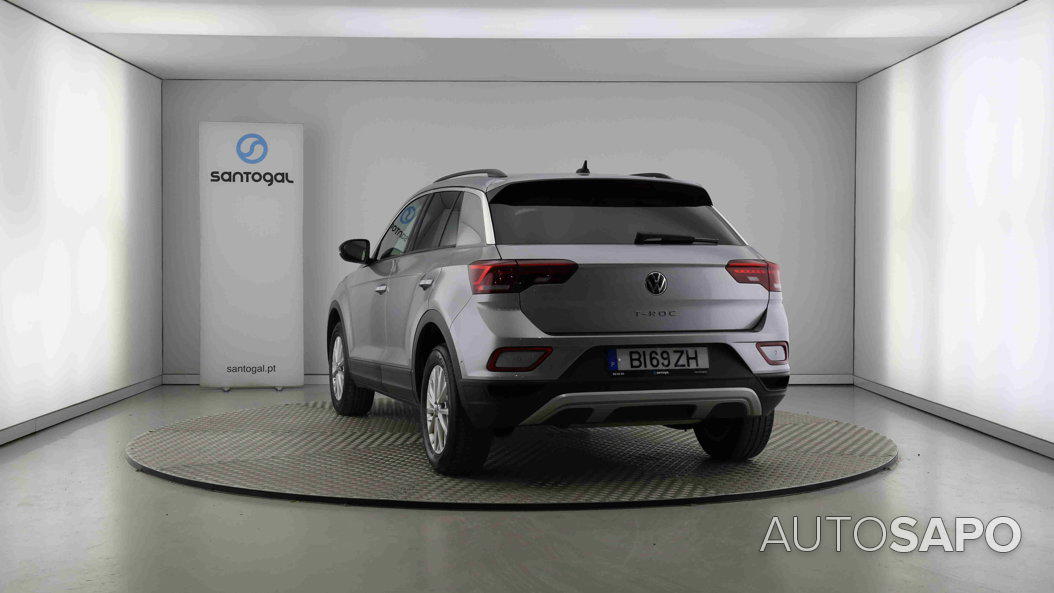 Volkswagen T-Roc 1.0 TSI de 2024