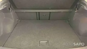 Volkswagen T-Roc 1.0 TSI de 2024