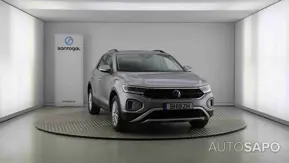 Volkswagen T-Roc 1.0 TSI de 2024